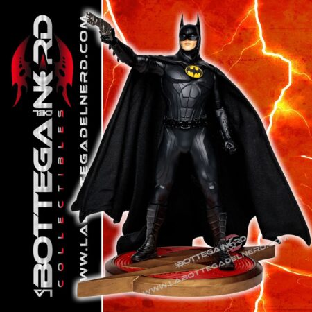 DC Comics - The Flash Statue Batman (Michael Keaton) 30cm