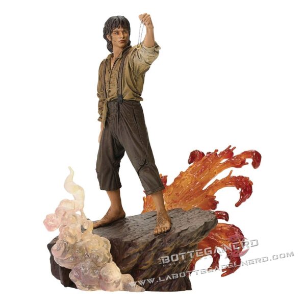 Lord Of The Rings - Deluxe Gallery PVC Statue Frodo 20cm