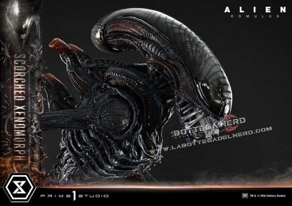 Alien: Romulus - XL Statue 1/3 Scorched Xenomorph 98cm - immagine 3