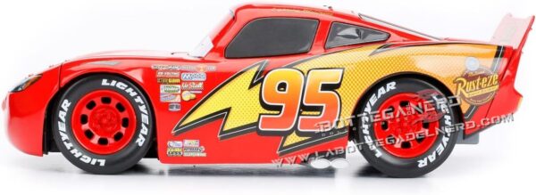 PIXAR Cars - Lightning McQueen Saetta McQueen 1:24 - immagine 3