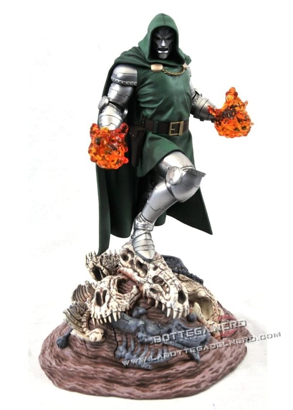 Marvel Comic - Gallery PVC Statue Doctor Doom 25cm