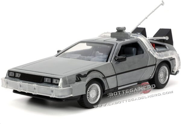 Back to the Future - Diecast Delorean 1/24 Time Machine Model 1