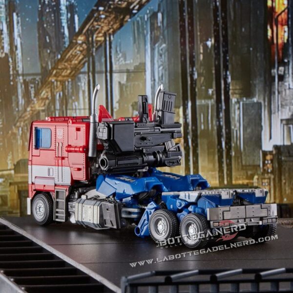 Transformers: Bumblebee - Action Figure MPM-12 Optimus Prime 28cm - immagine 6
