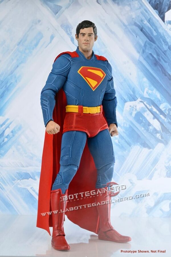 Superman (2025) - Action Figure 1/4 Superman 45cm - immagine 3
