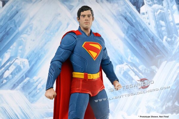 Superman (2025) - Action Figure 1/4 Superman 45cm - immagine 5