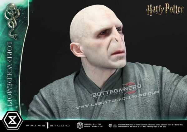 Harry Potter - Elite Masterline Statue 1/4 Lord Voldemort 83cm - immagine 5