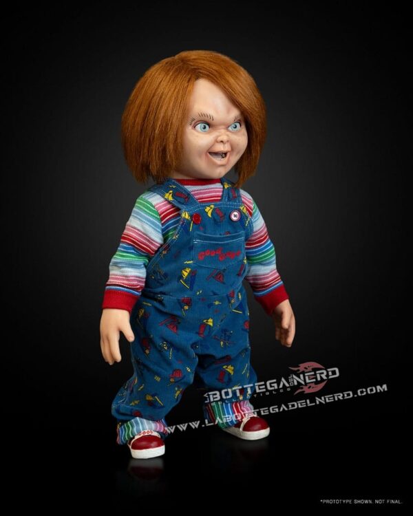 Chucky (TV Series) - Prop Replica 1/1 Chucky Doll 66cm - immagine 3