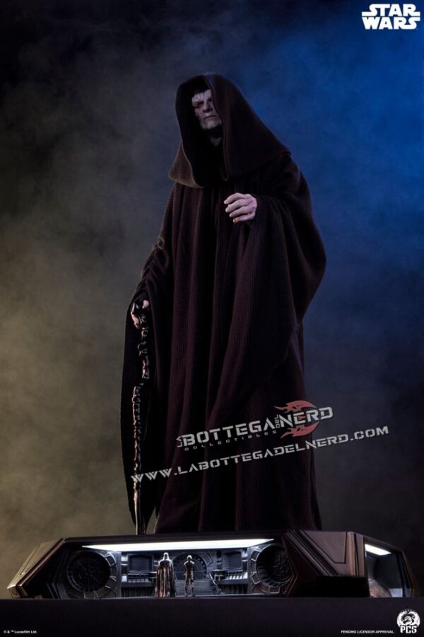Star Wars - Hyperreal Statue 1/3 Emperor Palpatine 64cm - immagine 5
