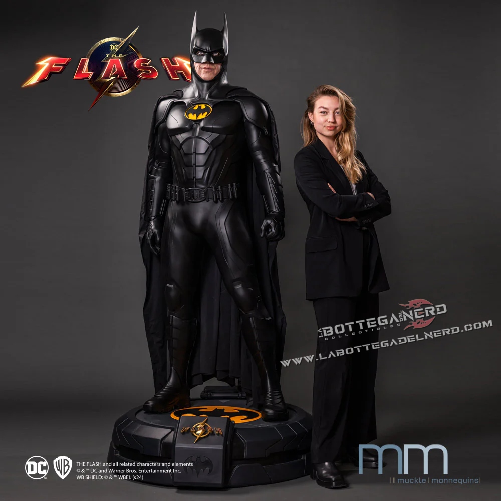 The Flash - Batman Keaton Life-Size Statue (Dimensioni reali) 211cm - immagine 2