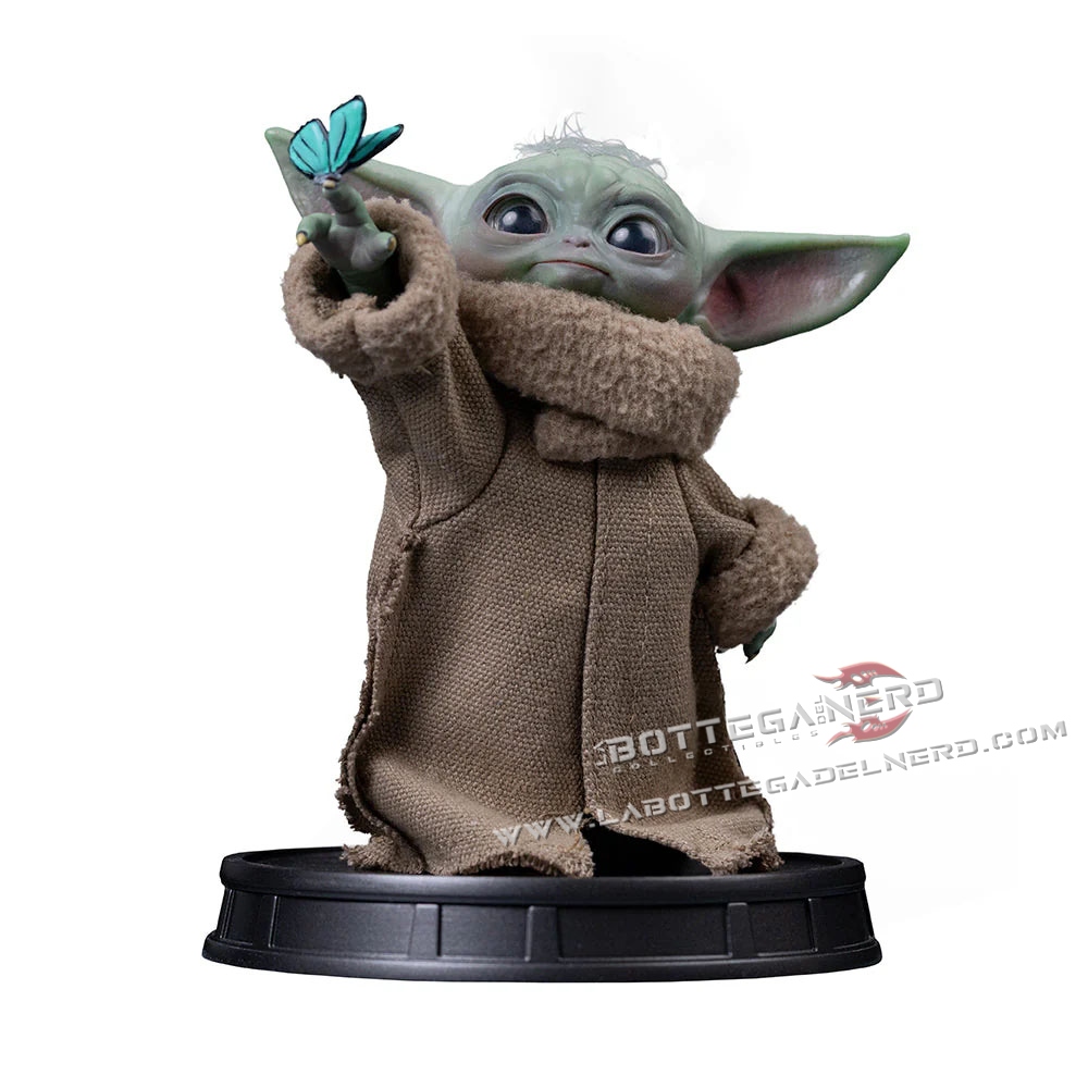 The Mandalorian & Grogu - Grogu Collection Statue Grogu Butterfly Wonder