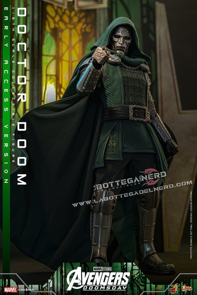 Avengers: Doomsday - Action Figure 1/6 Doctor Doom 31cm - immagine 2